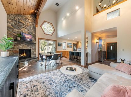 14856 Wolfgang Road, Truckee, CA 96161 Photo