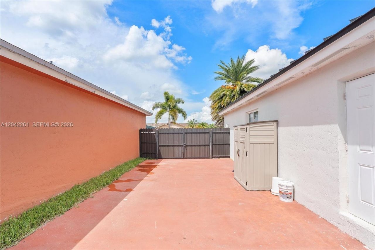 20917 SW 125th Ave Rd , Miami, FL 33177 Photo