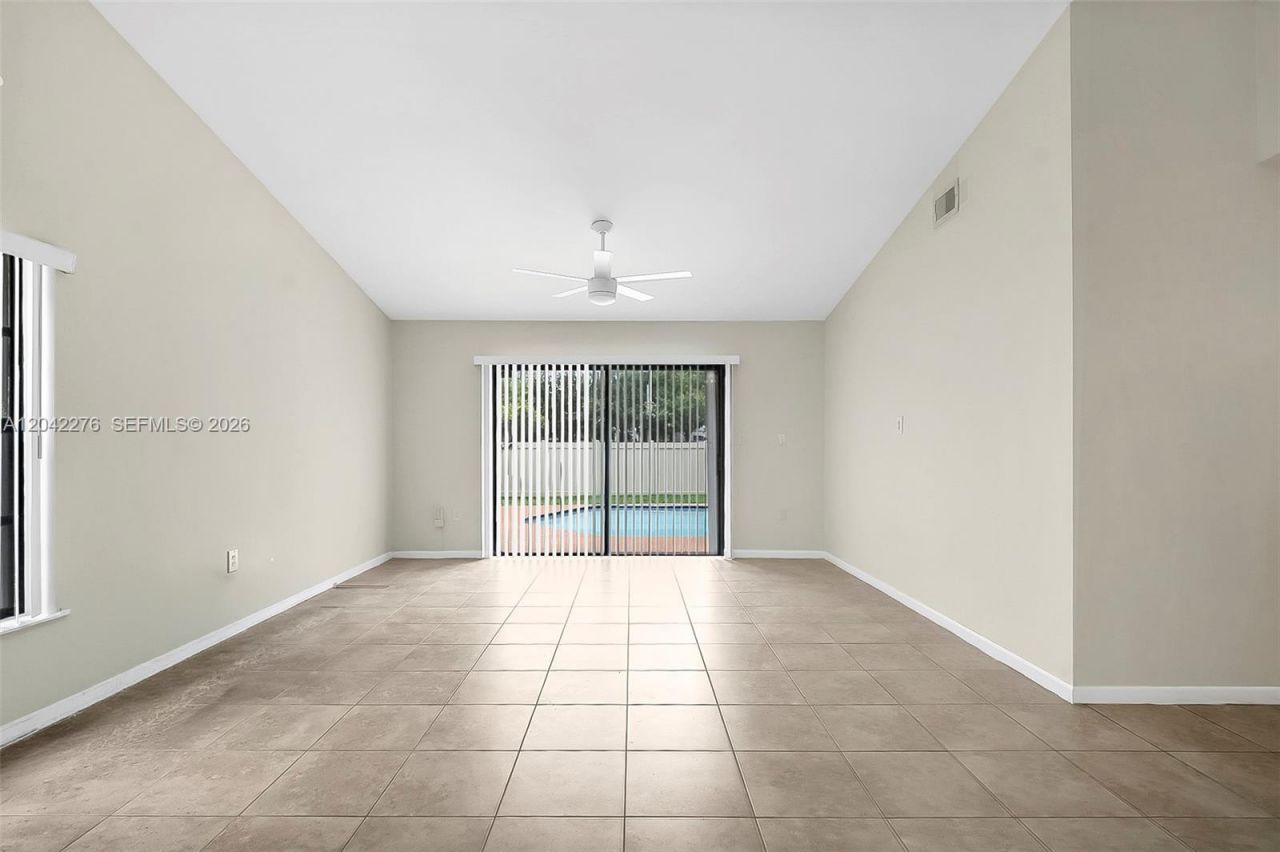 681 Thornridge Ave, Davie, FL 33325 Photo