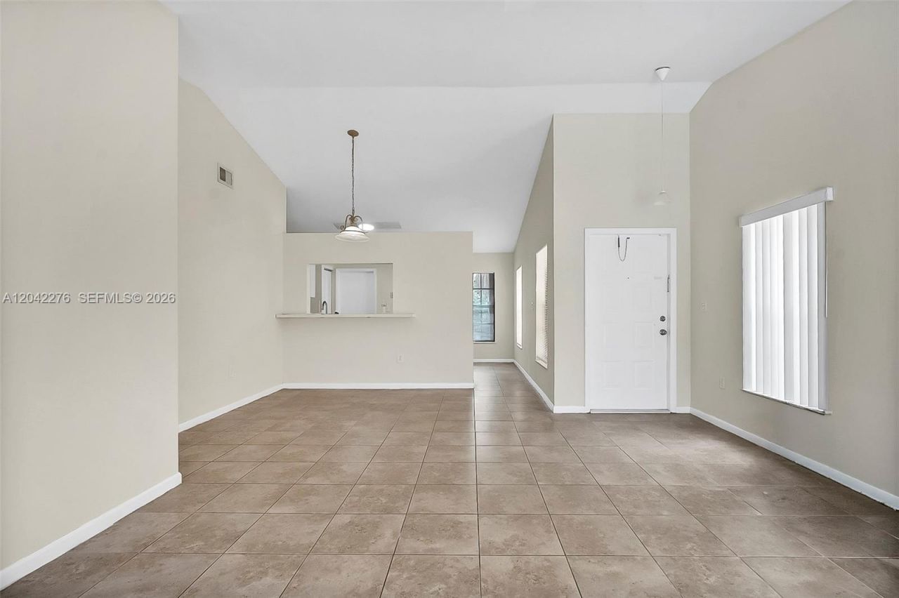 681 Thornridge Ave, Davie, FL 33325 Photo