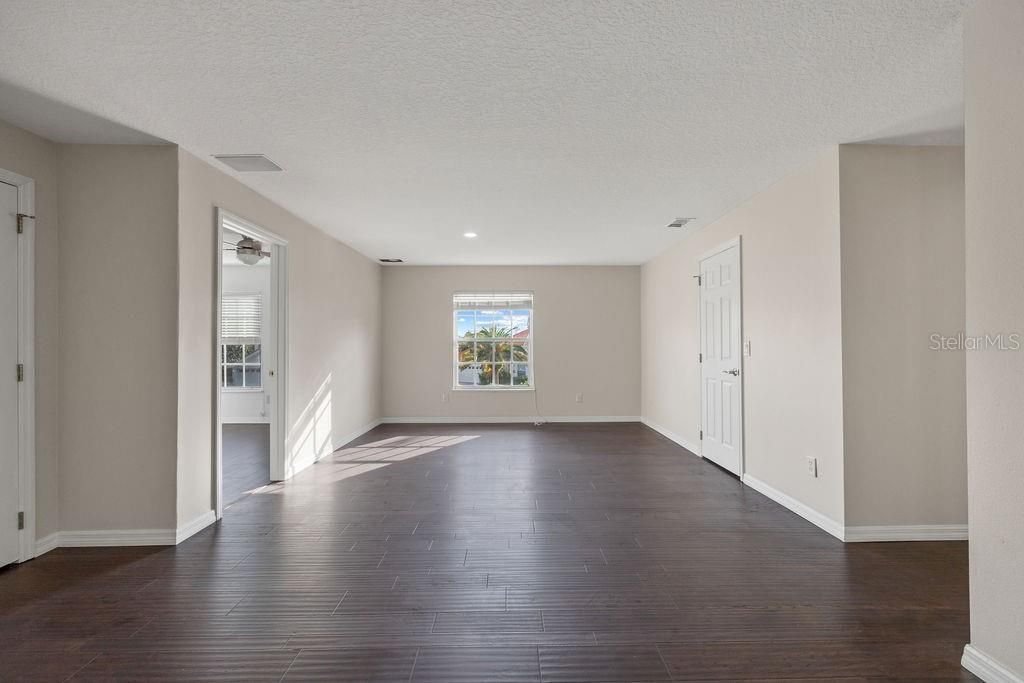 9050 Dancy Tree Court, Orlando, FL 32836 Photo