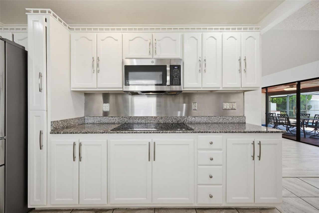 5113 Pennsbury Drive, Tampa, FL 33624 Photo