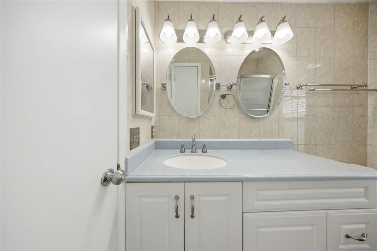 5113 Pennsbury Drive, Tampa, FL 33624 Photo