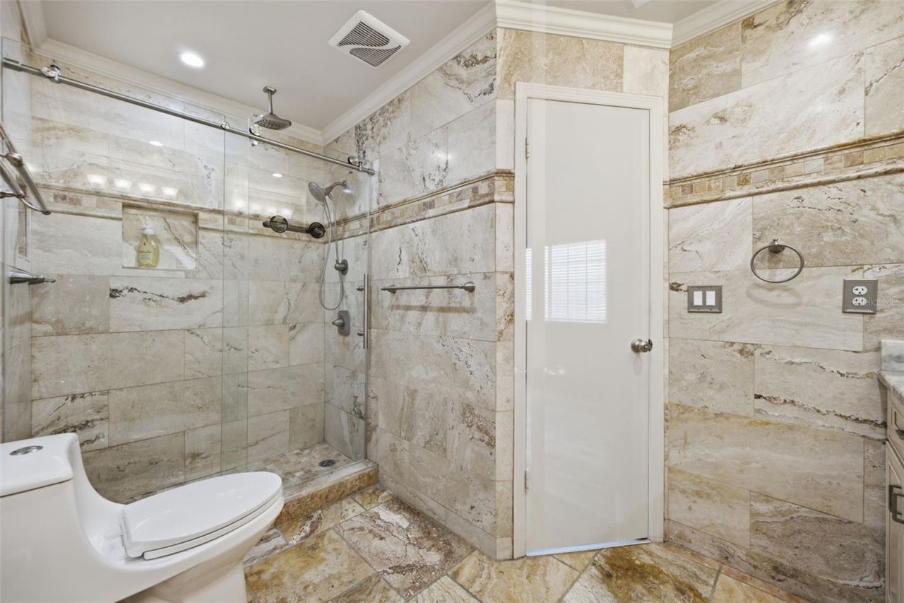 5113 Pennsbury Drive, Tampa, FL 33624 Photo