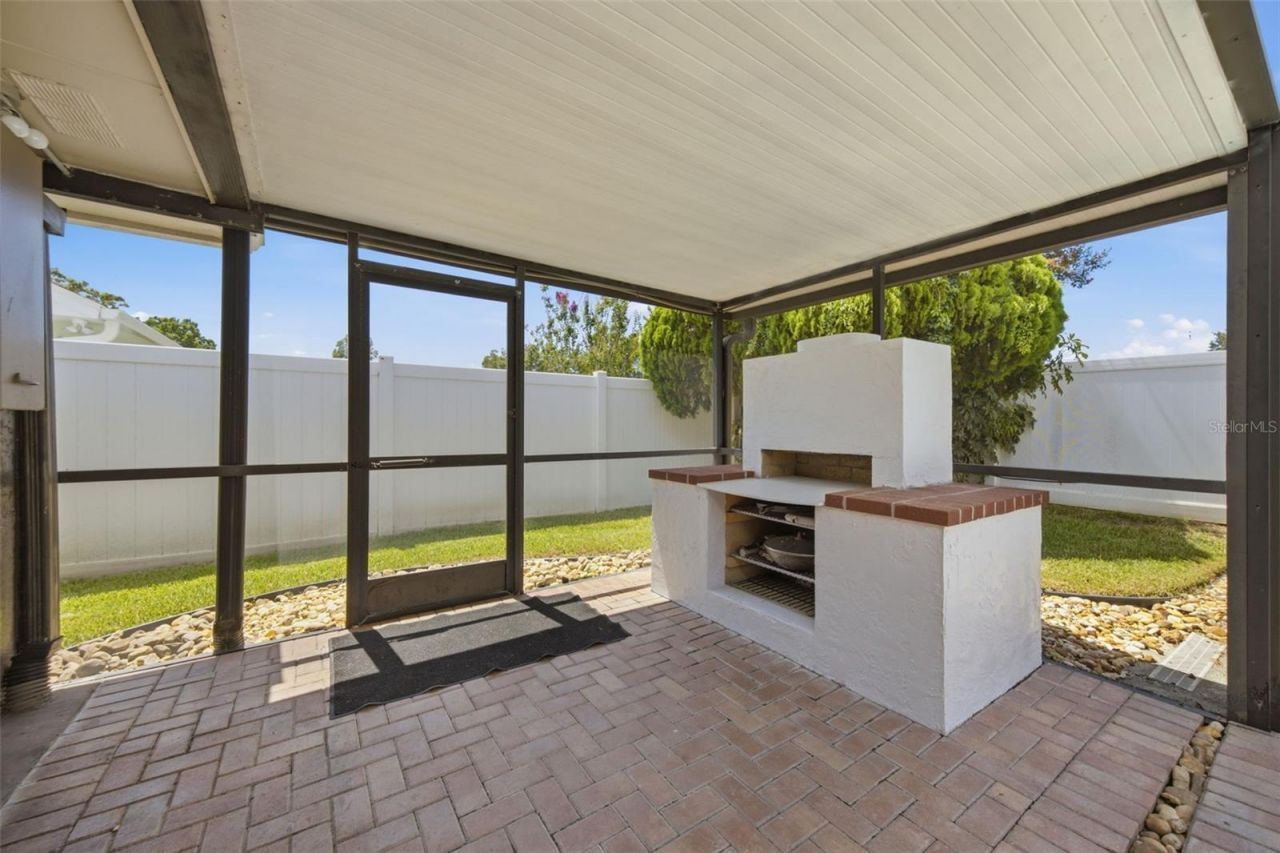 5113 Pennsbury Drive, Tampa, FL 33624 Photo