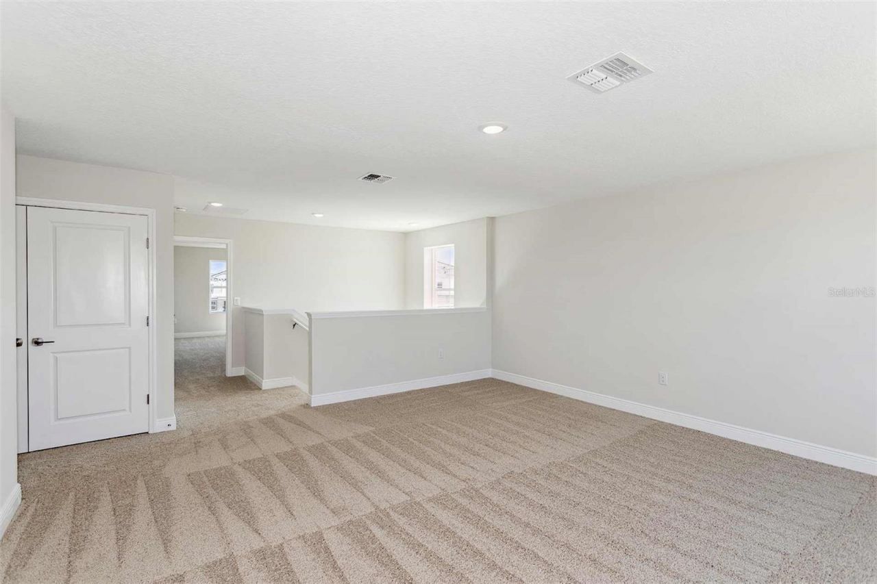 33595 Twilight Sea Place , Dade City, FL 33525 Photo