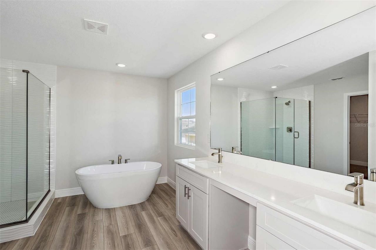 33595 Twilight Sea Place , Dade City, FL 33525 Photo