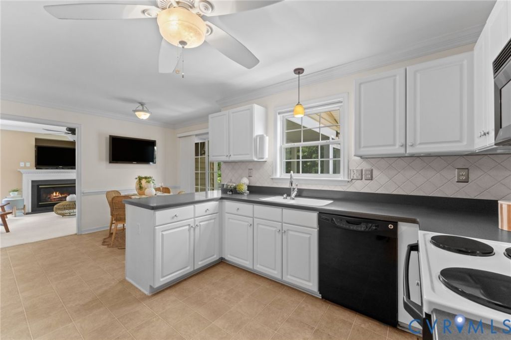 12342 Collinstone Place Glen Allen, VA 23059
