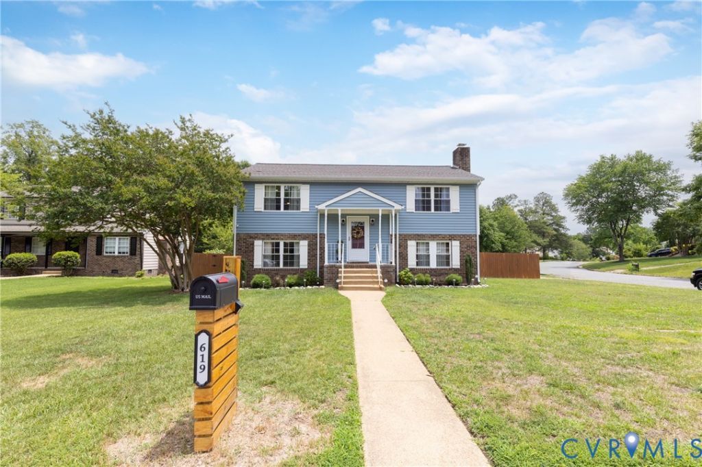 619 Whiffletree Road, North Chesterfield, VA 23236 Main Photo