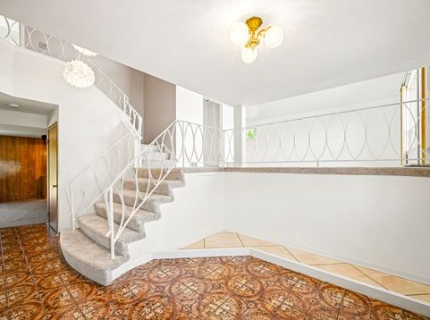 Main Photo