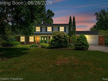 6737 Alderley Way, West Bloomfield Twp, MI 48322