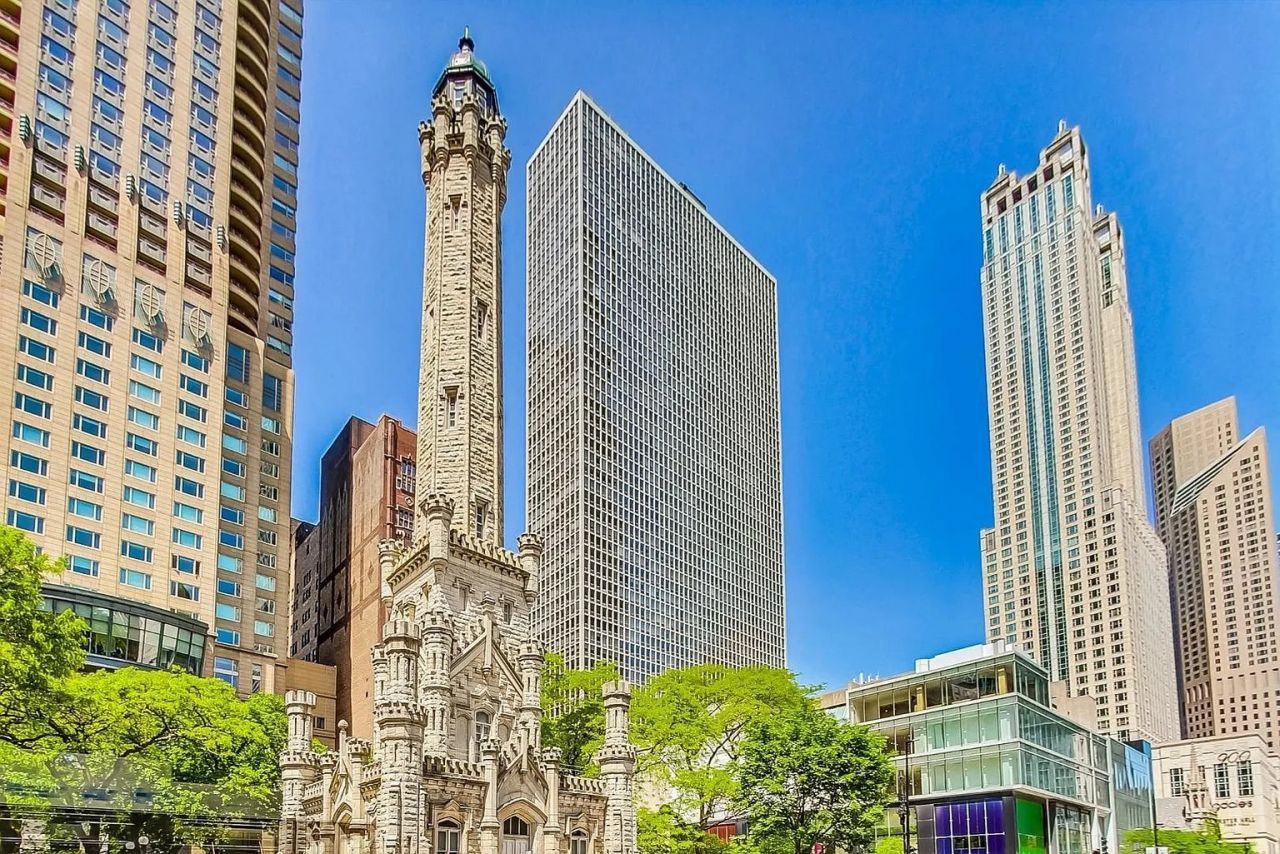 111 E Chestnut Street, Unit 57H, Chicago, IL 60611 Main Photo