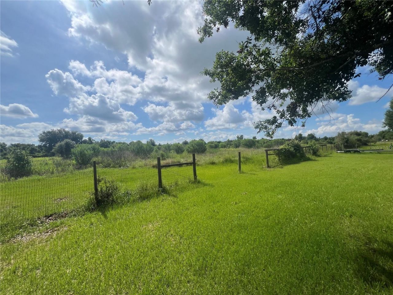 8755 Wauchula Road , Myakka City, FL 34251 Photo