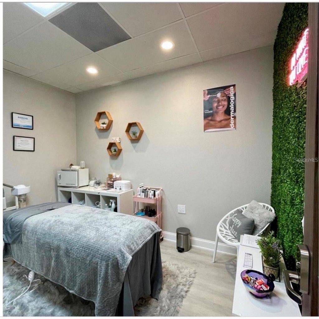 5404 Hoover Boulevard, Unit 24, Tampa, FL 33634 Photo