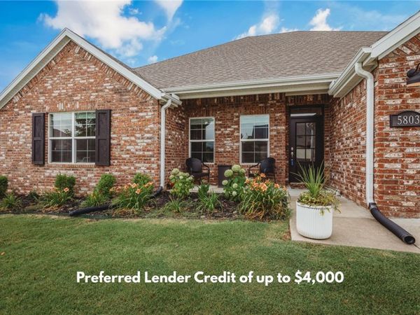 5803 W Poison Springs Drive, Fayetteville, AR 72704