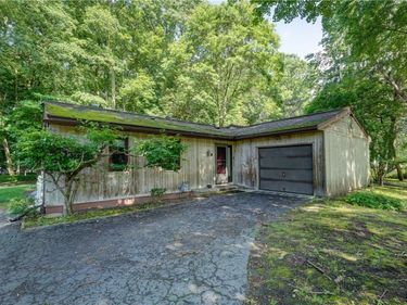 71 Harvest Road , Fairport, NY 14450