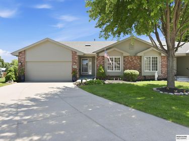 15607 Edna Circle, Omaha, NE 68136