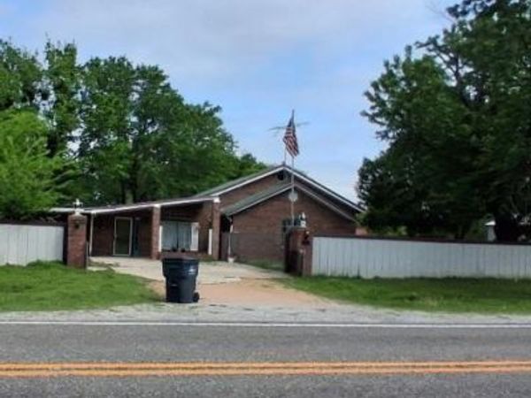479 E Ripley Street, Byars, OK 74831
