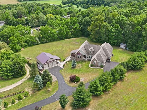 222 S LILY Road, Paxinos, PA 17860