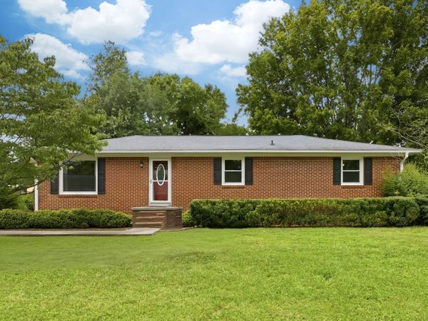 847 Anthony Ave , Smithville, TN 37166