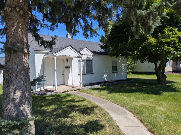 5754 Arcola Street, Garden City, MI 48135