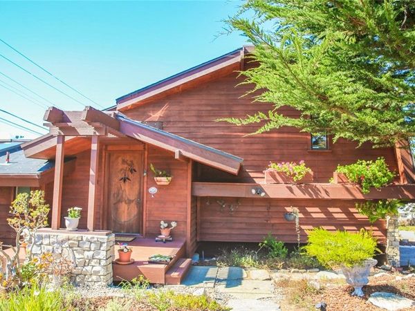 492 Dorset Street, Cambria, CA 93428