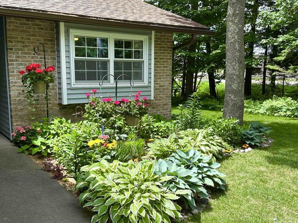 101 Forest Ridge Drive, Marquette Twp, MI 49855