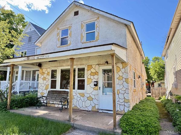 117 E Peck Street, Negaunee, MI 49866