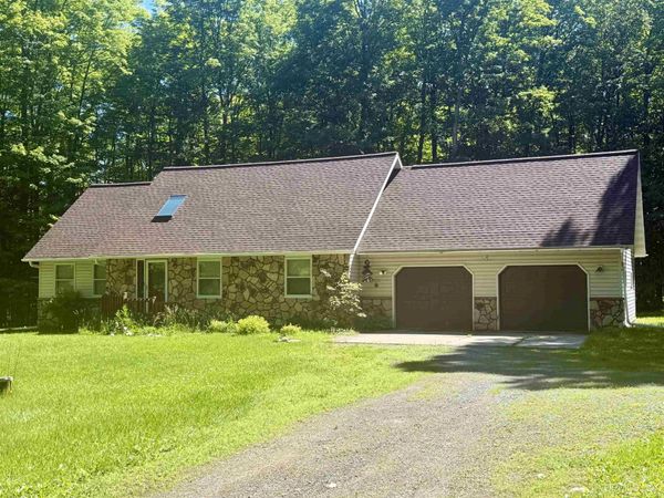 N3190 Woodland Drive, Breitung Twp, MI 49801