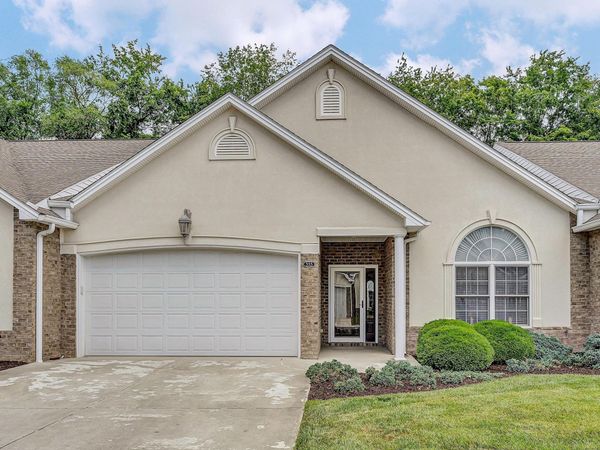 555 Greenway Landing PL, Vinton, VA 24179