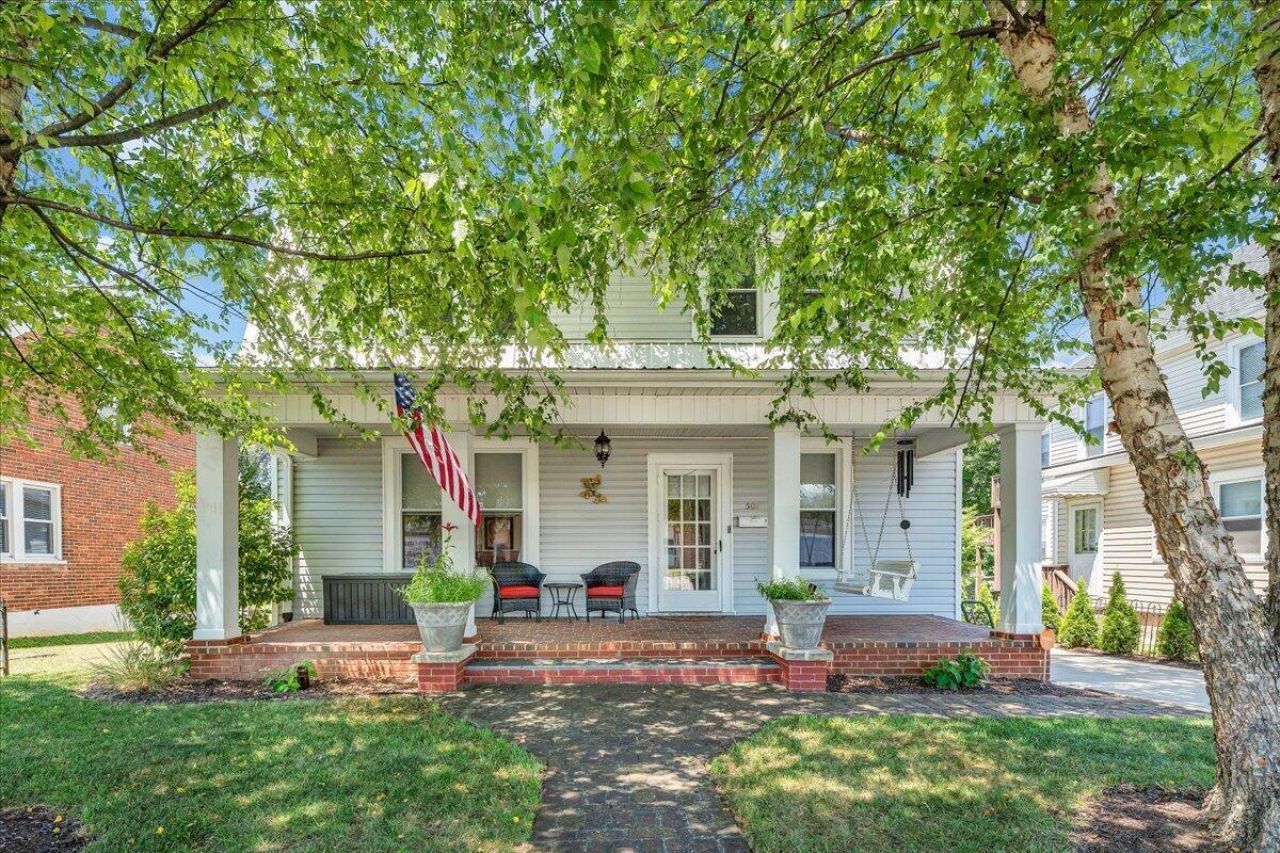 507 S College Ave , Salem, VA 24153 Main Photo