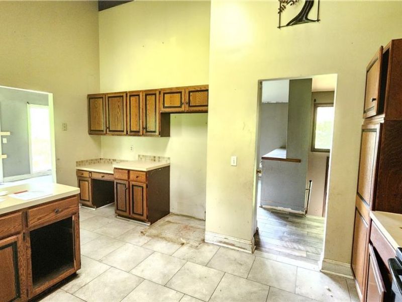 17866 Leggett Road, Montville, OH 44064 Photo 17