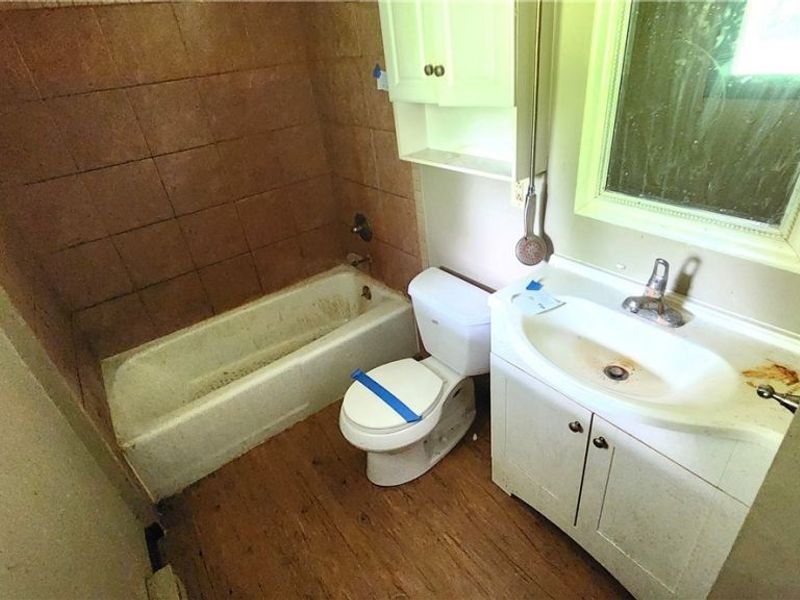 17866 Leggett Road, Montville, OH 44064 Photo 30
