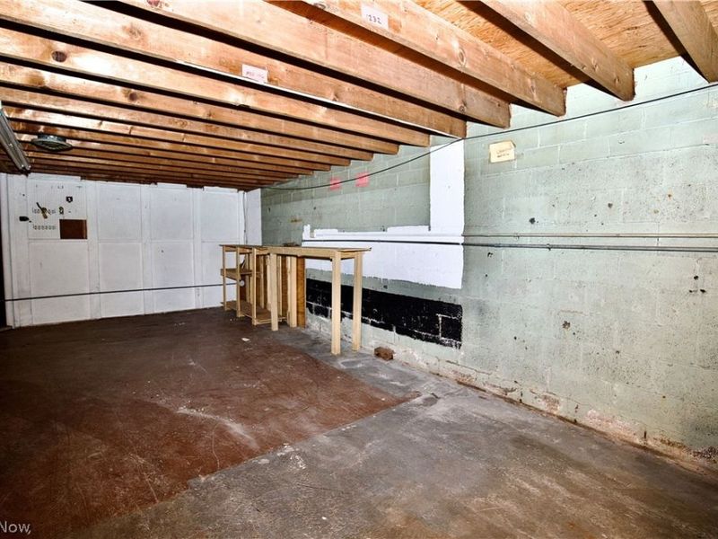 916 Broadway, Lorain, OH 44052 Photo 19
