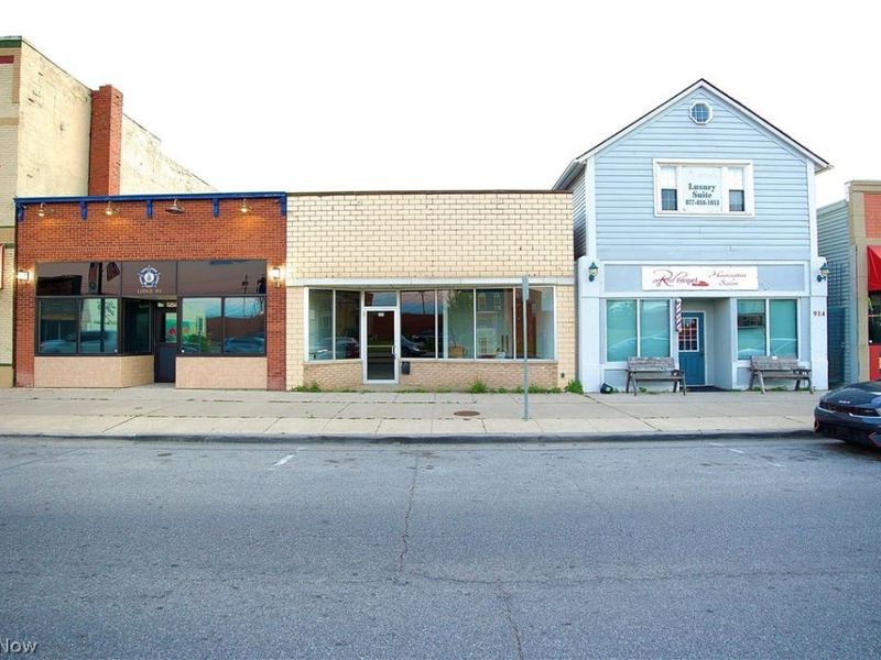 916 Broadway, Lorain, OH 44052 Photo 2