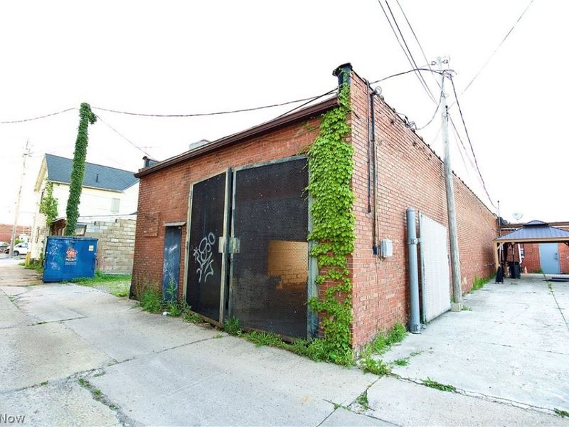 916 Broadway, Lorain, OH 44052 Photo 23