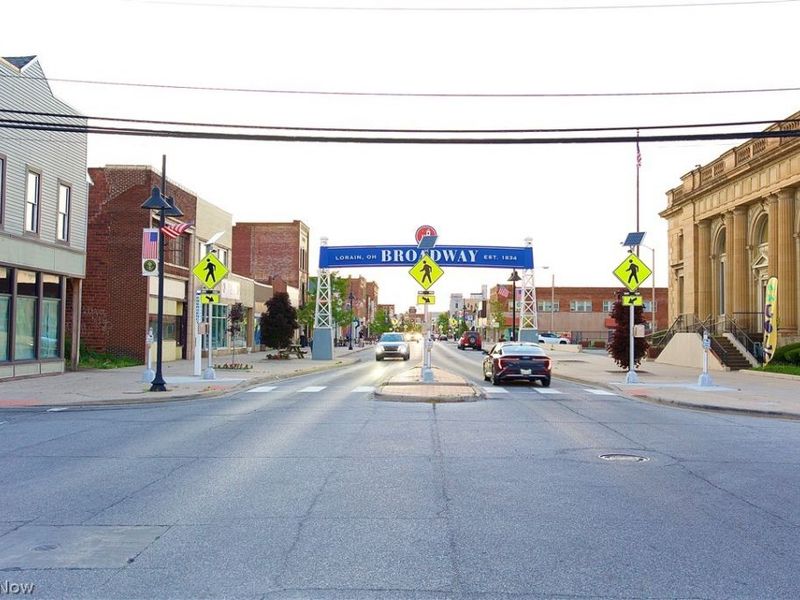 916 Broadway, Lorain, OH 44052 Photo 4