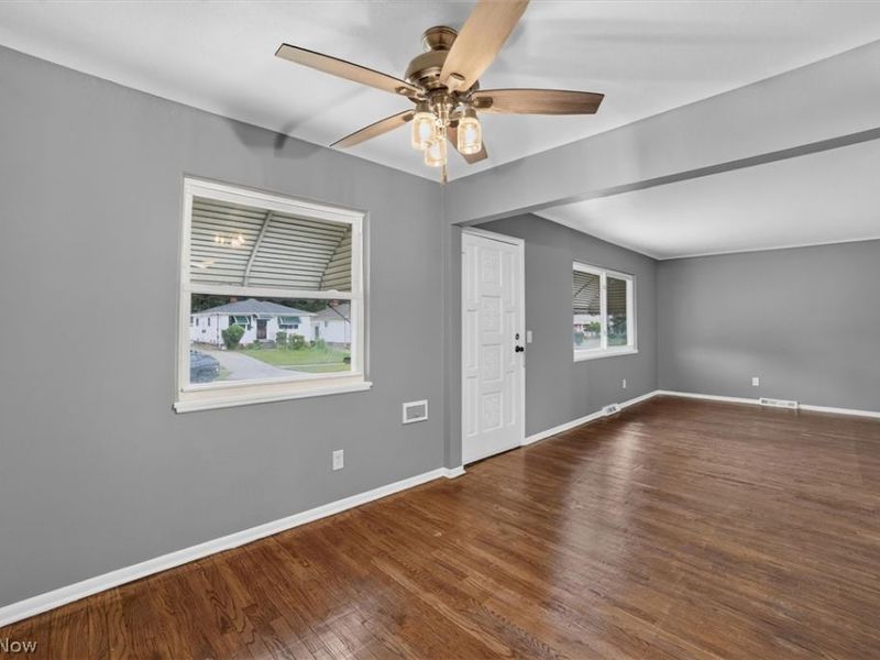 4668 Beechgrove Avenue, Garfield Heights, OH 44125 Photo 6