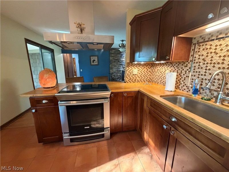 3656 Erhart Road, Litchfield, OH 44253 Photo 7