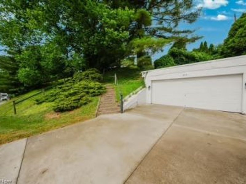 284 N Kennebec Avenue, McConnelsville, OH 43756 Photo 26