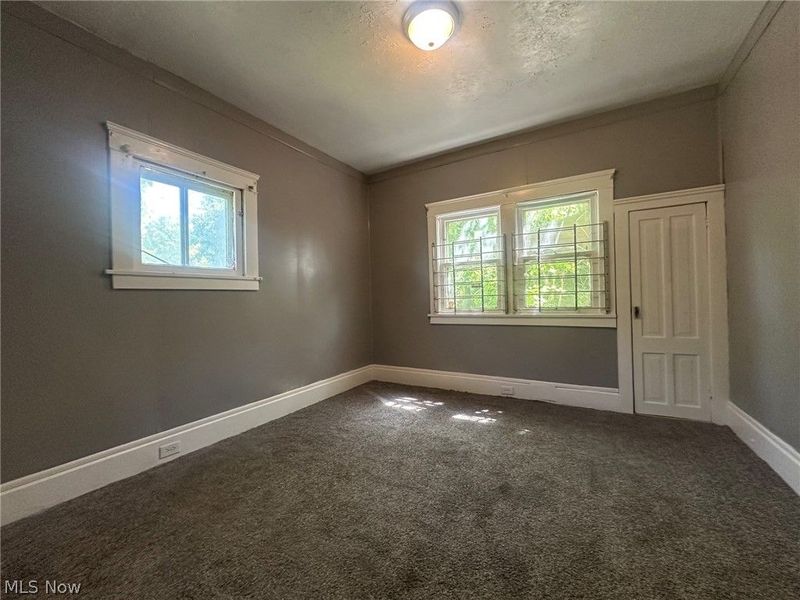 875 E 131st Street, Cleveland, OH 44108 Photo 10