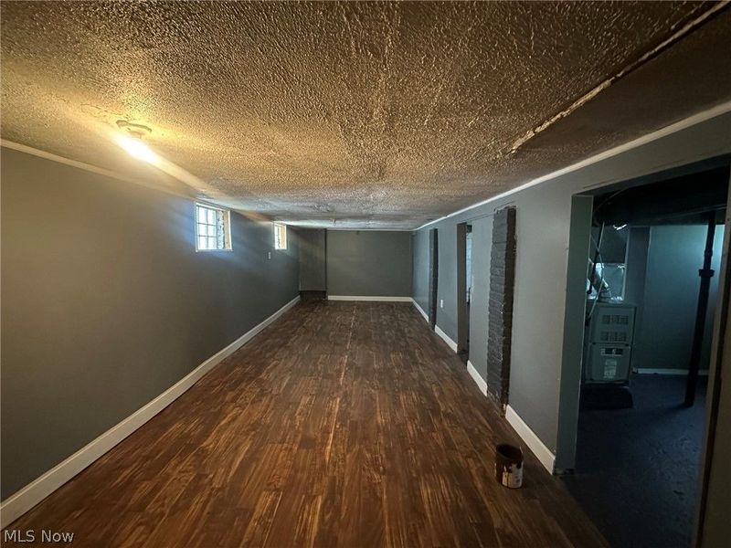 875 E 131st Street, Cleveland, OH 44108 Photo 15