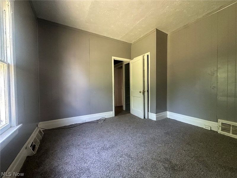 875 E 131st Street, Cleveland, OH 44108 Photo 7