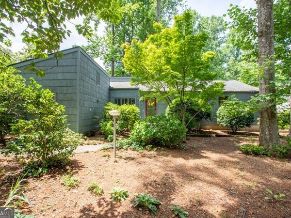 2571 Sandy Court, Marietta, GA 30066