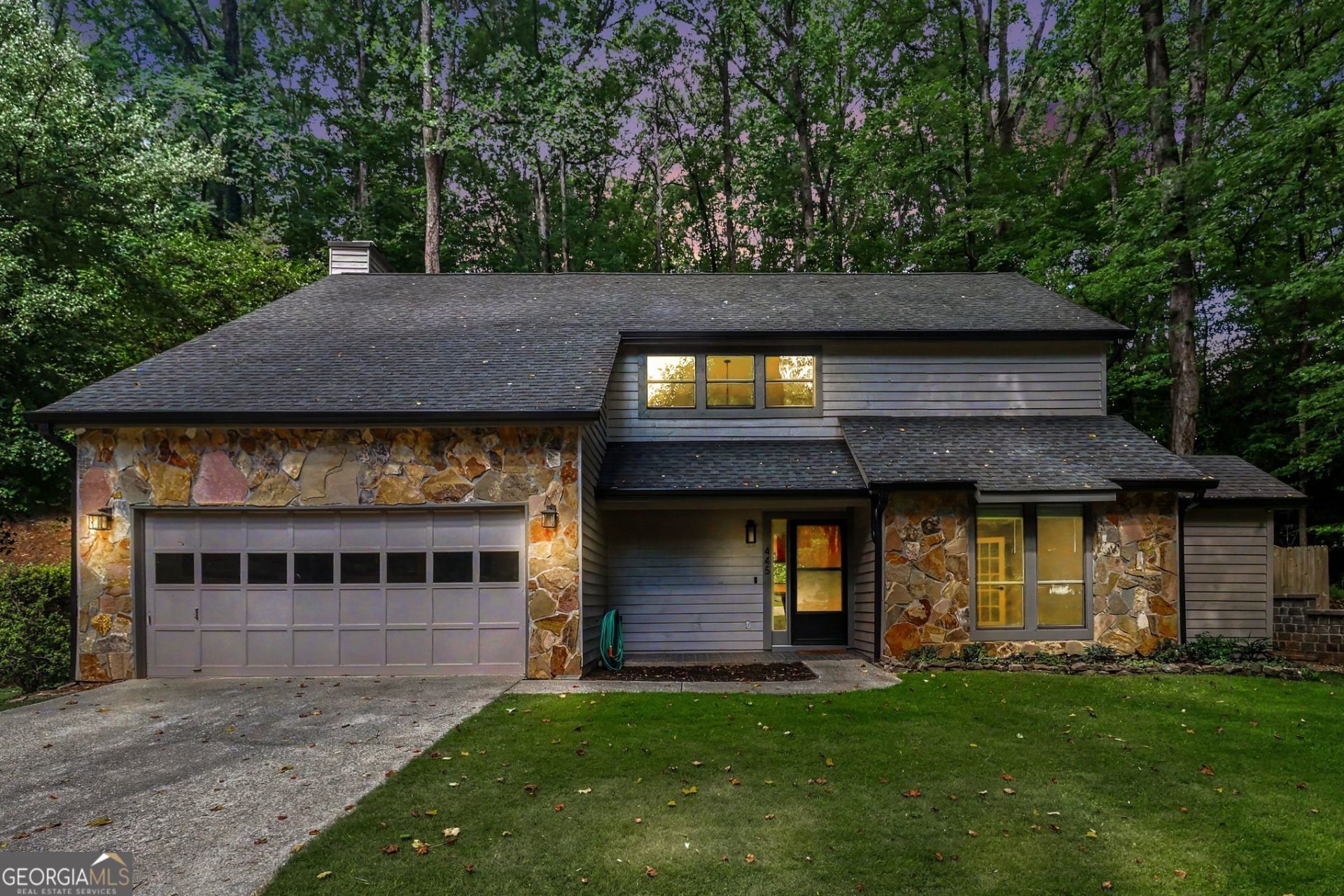 445 Taberwood Way, Roswell, GA 30076 Main Photo