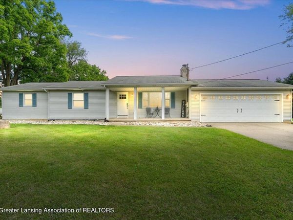 8221 E Parker Road, Laingsburg, MI 48848