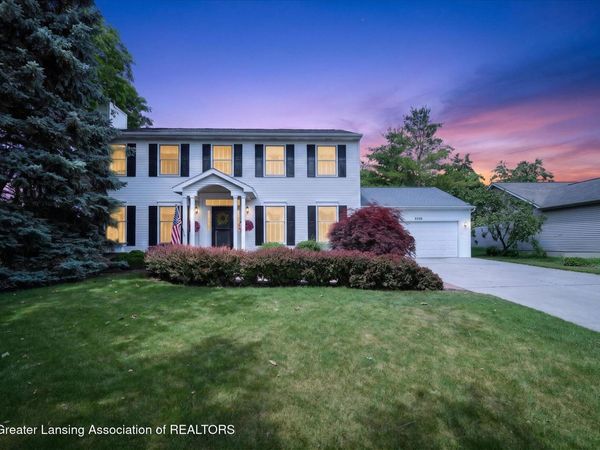 5336 Sierra Drive, Lansing, MI 48917