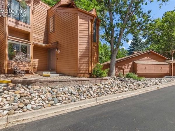4739 Daybreak Circle, Colorado Springs, CO 80917