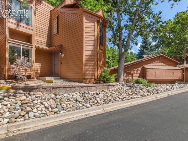 4739 Daybreak Circle, Colorado Springs, CO 80917