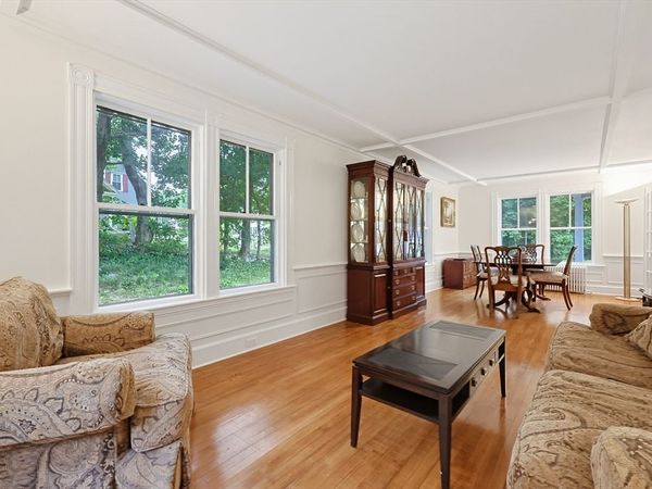 78 Franklin St, Wrentham, MA 02093